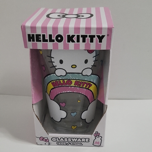 Hello Kitty Other - Hello Kitty 16 Oz  Glassware